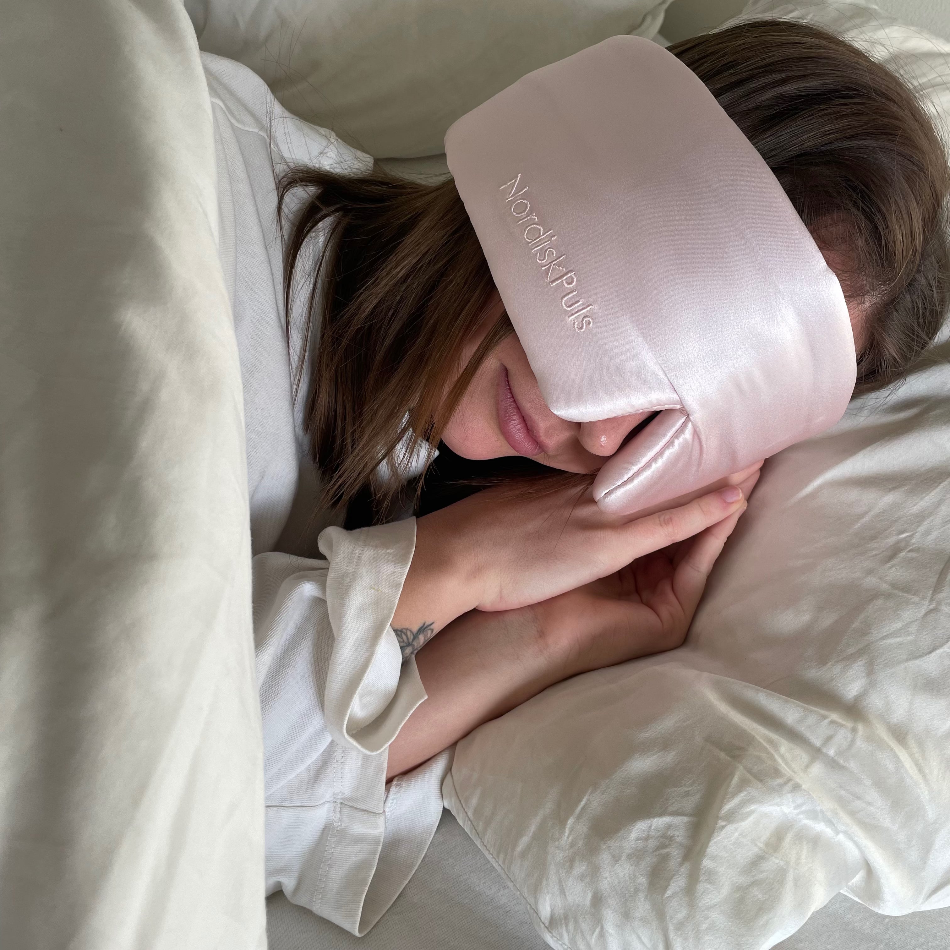 Få en rolig søvn med sovemaske fra nordisk puls